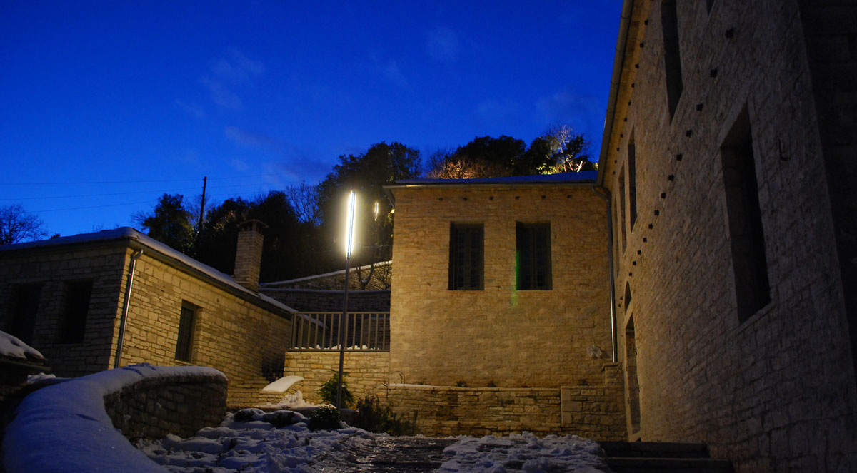 Monopatia Resort